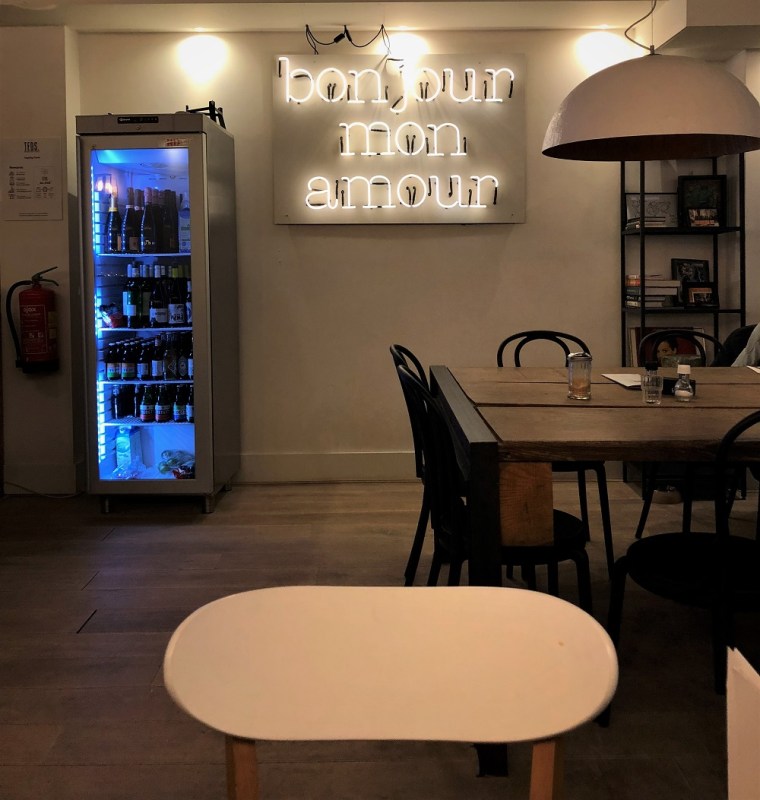 Navigating Amsterdam's Neighbourhoods